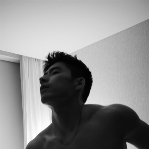 答案在路上，自由在风里。