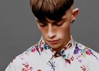 我与我周旋久，宁作我。欧美图集