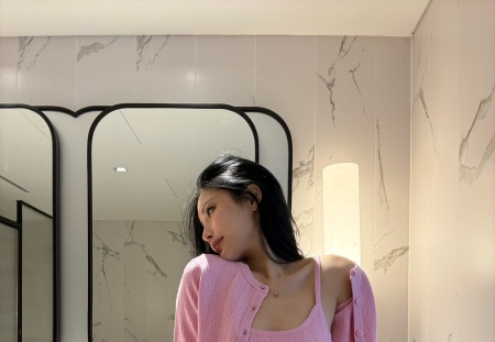 人心本无染，心静自然清。