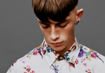 我与我周旋久，宁作我。欧美图集