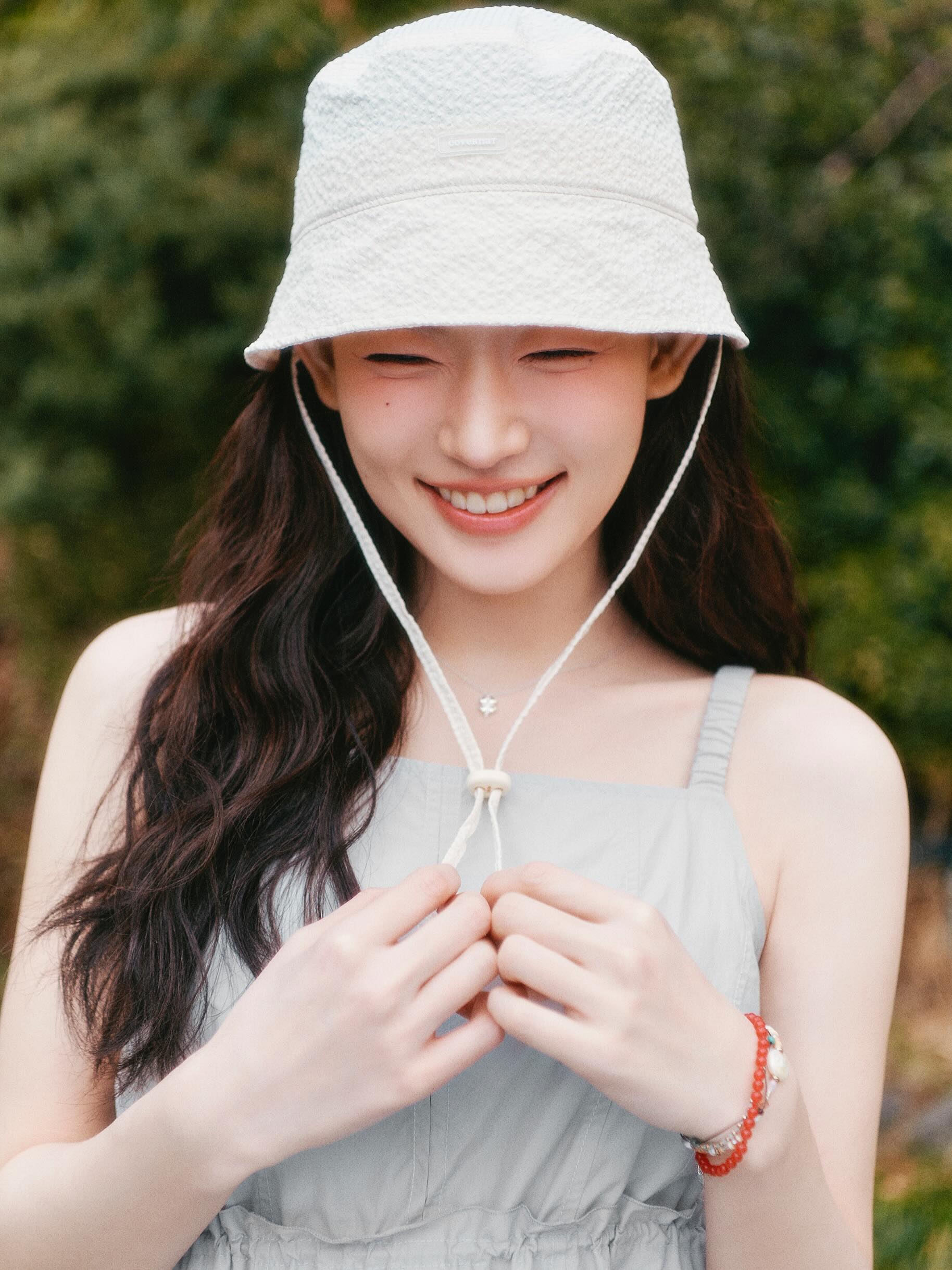 yoonjiiii_2026-06-10_17-02-21_3916318719292568407_1027989030_2.jpg