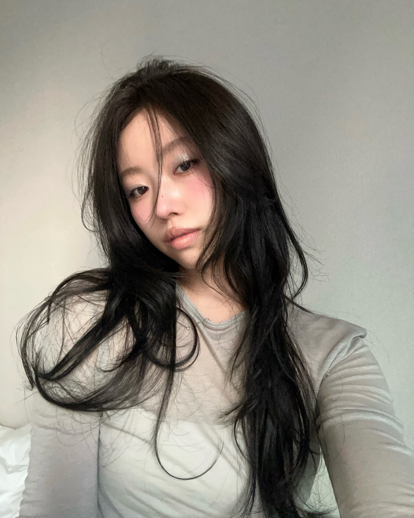 gooahyun_2026-03-29_18-33-07_3863459482601200422_51822652802_6.jpg