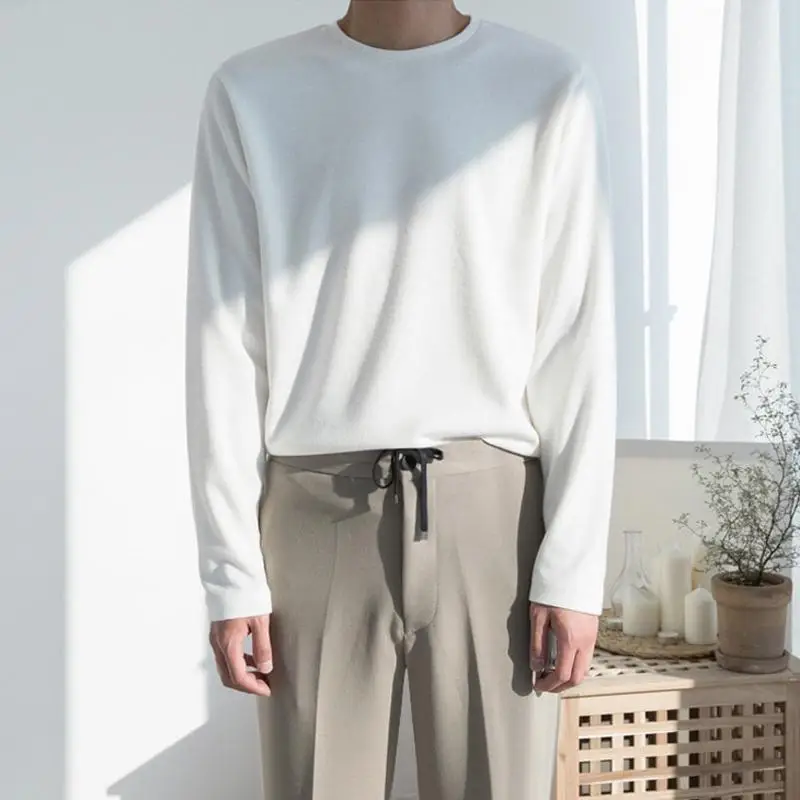 loose-basic-long-sleeve-t-shirt-1-01KM5ABDGVW97DJV5296KKPR6G.webp