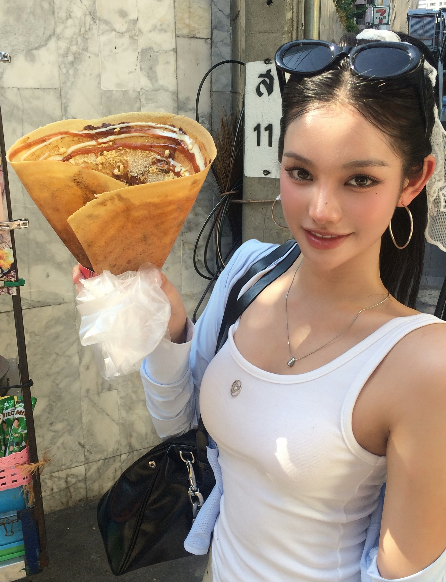 callme.moa_2026-05-15_18-09-27_3897512784623547627_65233498011_3.jpg
