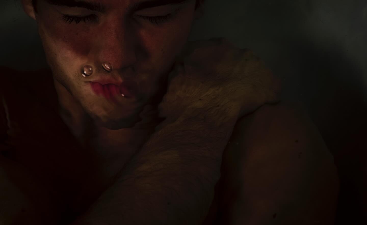 damon_baker_2024-12-09_03-40-34_3518742658236911237_220472731_5.jpg