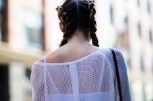 希望你自由又热烈，无忧也无憾。