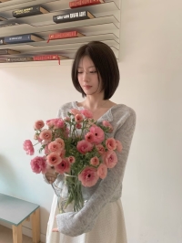 种自己的花，爱自己的宇宙。