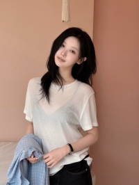 把心事揉成云，风一吹就散了。