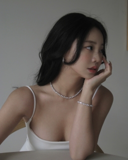把小情绪妥善安放，和生活温柔握手言和。